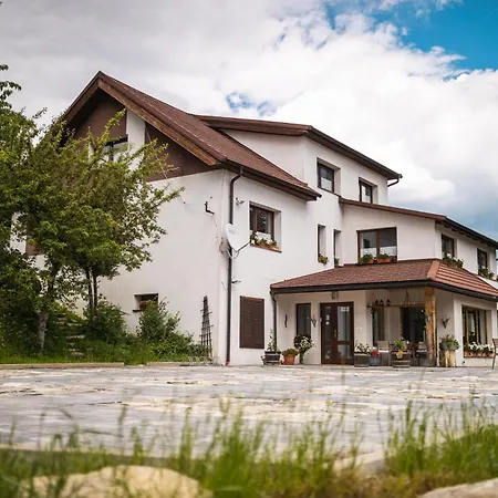 U Hanky Guest house *